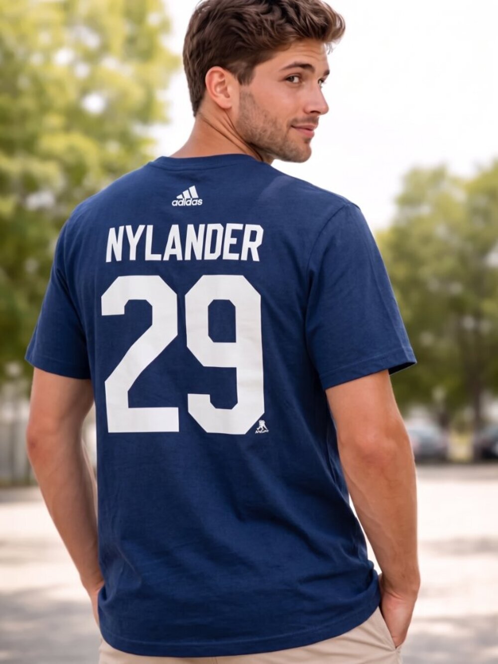 Maple Leafs  "NYLANDER "  TShirt (XL)